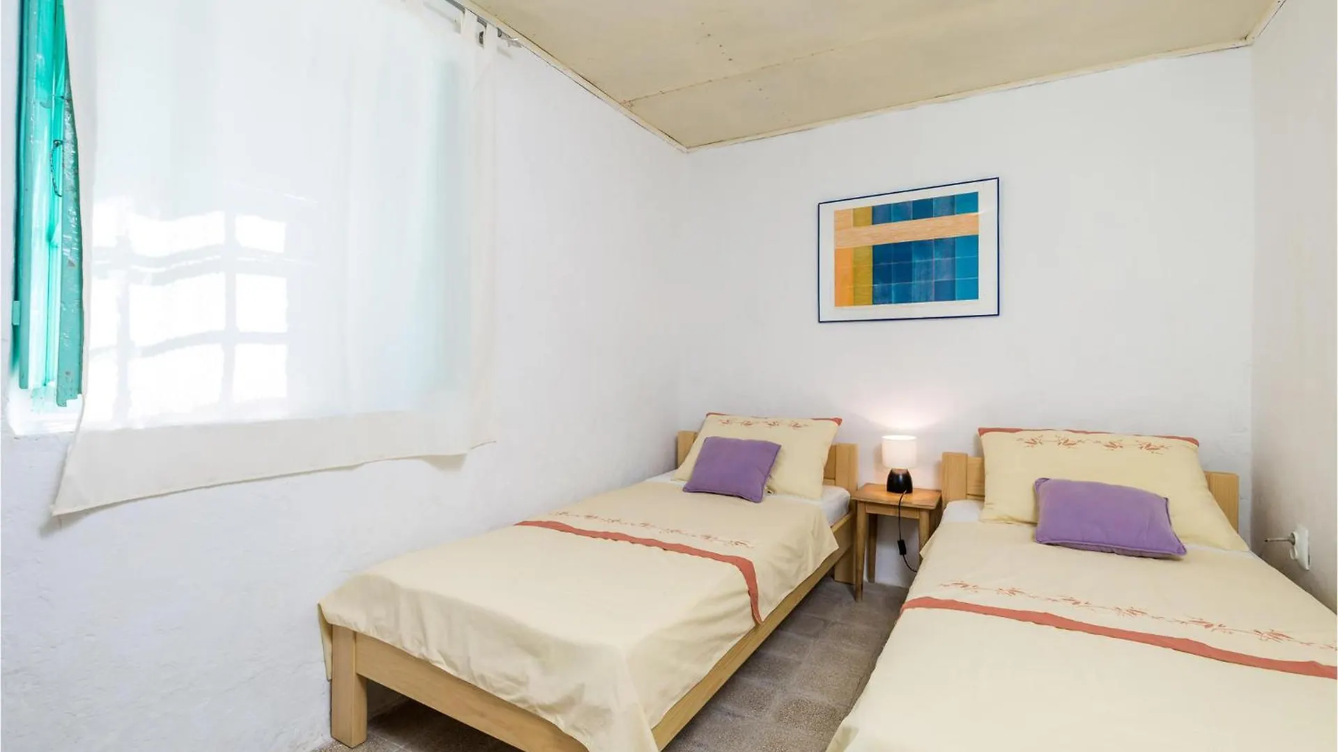 3 Bedroom Lovely Home In Nerezine